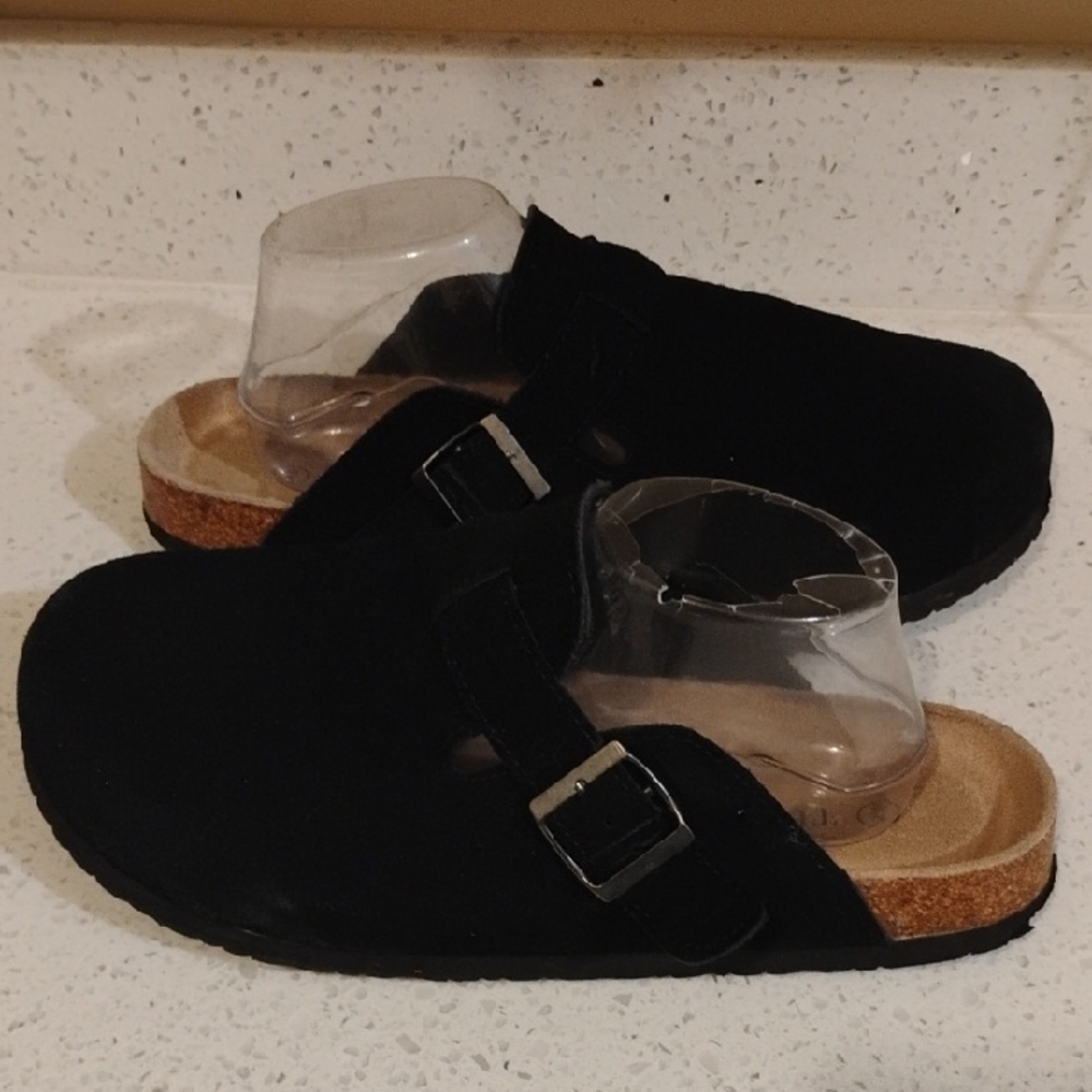 T.F STAR MULES Size 10 Women